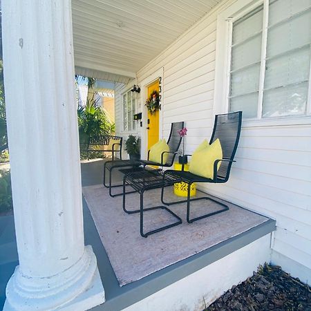 No Ho Yellow Door Bungalow Tampa Exterior photo