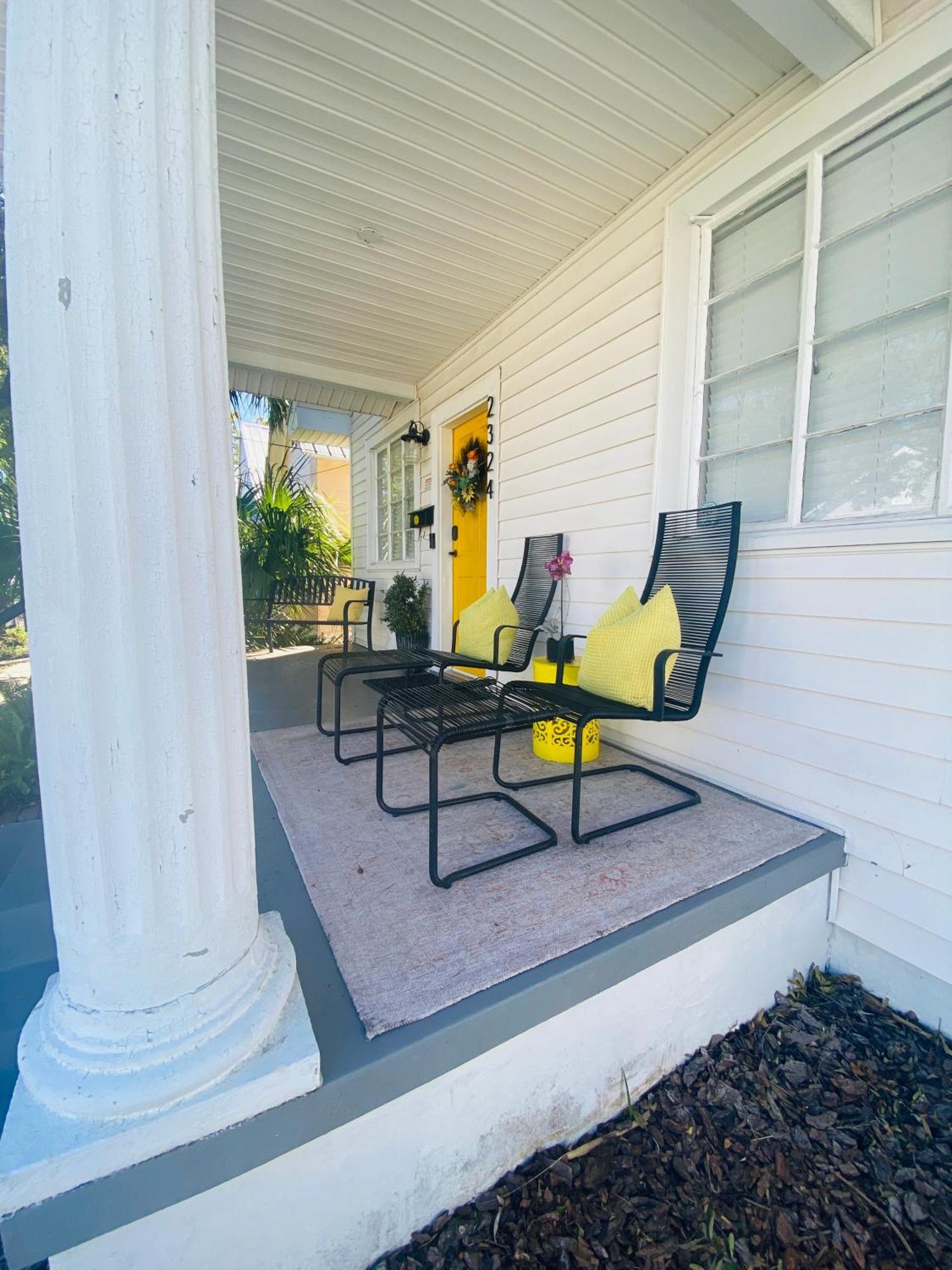 No Ho Yellow Door Bungalow Tampa Exterior photo